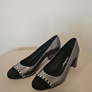 SALVATORE FERRAGAMO AVELLA Silver Shoes